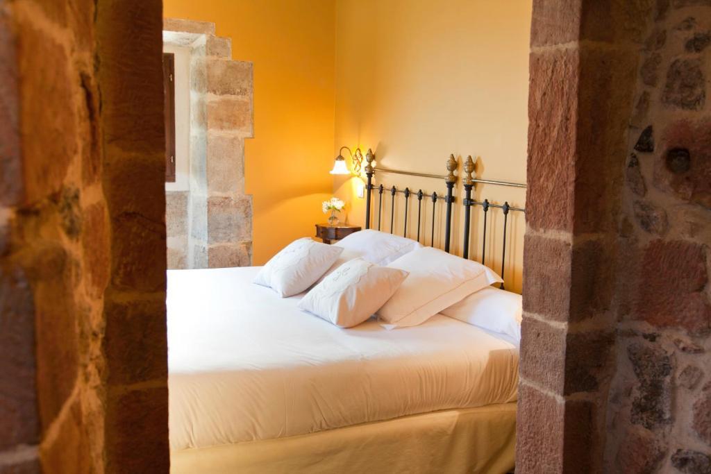 מלון Casona De San Pantaleón de Aras חדר תמונה